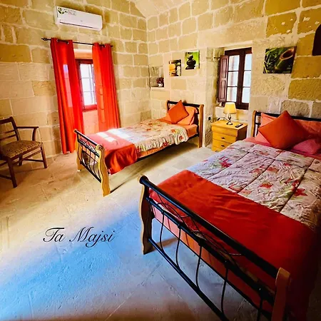 Ta Majsi With Indoor Pool Villa