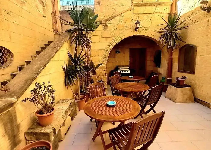 Ta Majsi With Indoor Pool San Lawrenz